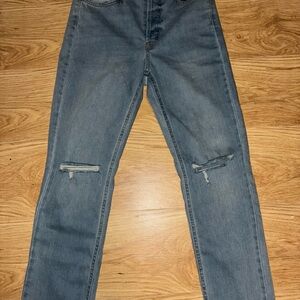 Women’s Ripped Knee Jeans